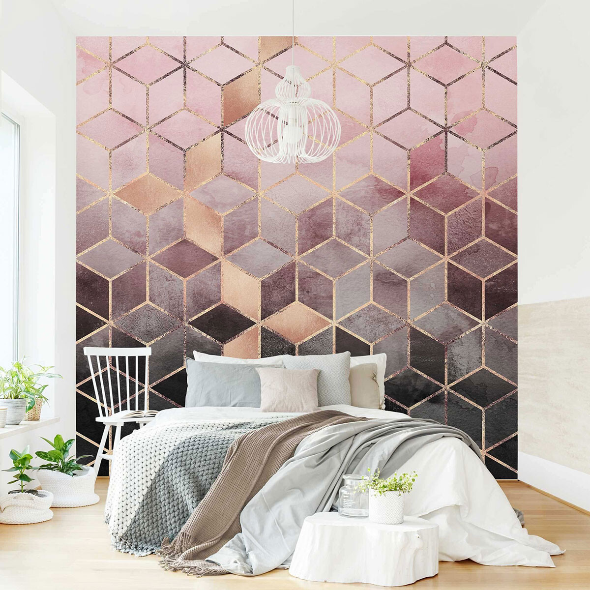Edle Tapete Schlafzimmer – Rosa Grau goldene Geometrie